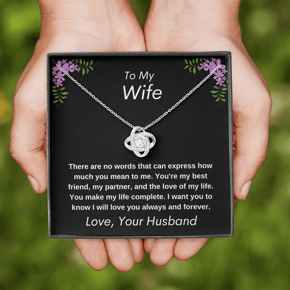 To My Wife Eternal Love Personalized Luxury Pendant Necklace Gift